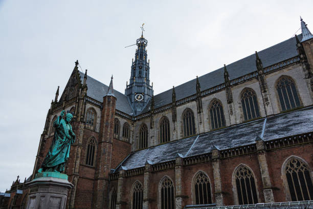 istock Grotekelk from Grote Marktplatz in Haarlem, the Netherlands 1548257991