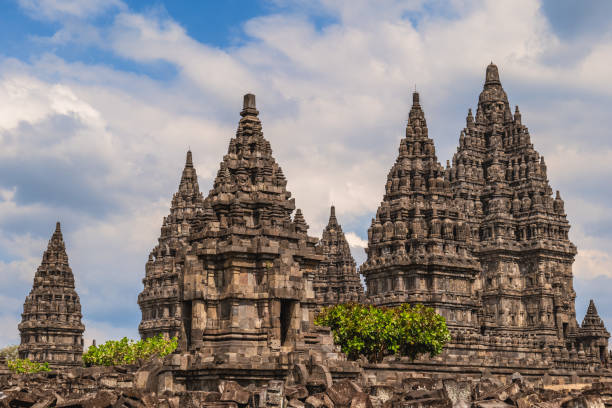 prambanan in yogyakarta, süd-java, indonesien, - prambanan temple stock-fotos und bilder