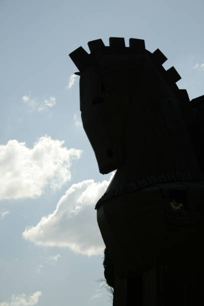 istock Wooden Trojan horse2 1548318036