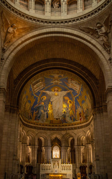 istock Basilica of Montmartre 1548794563