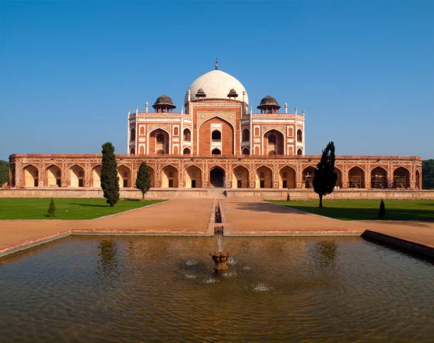 istock Humayun Tomb, Delhi 154887377