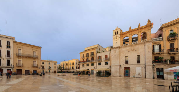 Bari Vecchia, Italian old town square
