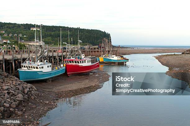Ebbe In Der Bay Of Fundy Stockfoto und mehr Bilder von New Brunswick - Kanada - New Brunswick - Kanada, Kanada, Gezeiten