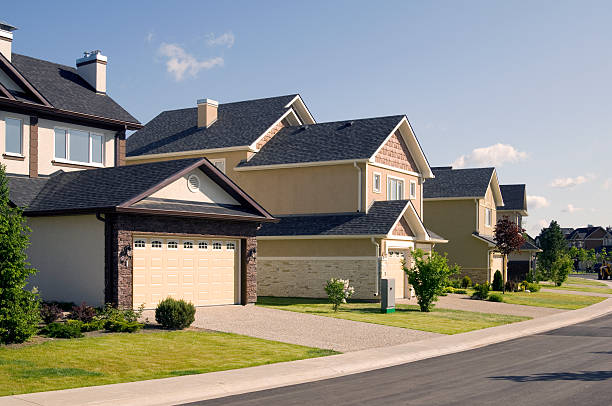 istock Few suburban houses. 154904125