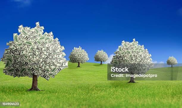 Profit Stockfoto und mehr Bilder von Baum - Baum, Geld wächst nicht auf Bäumen, Währung