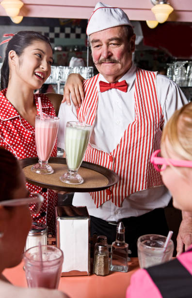 istock Waiter At Soda Shop 154905718