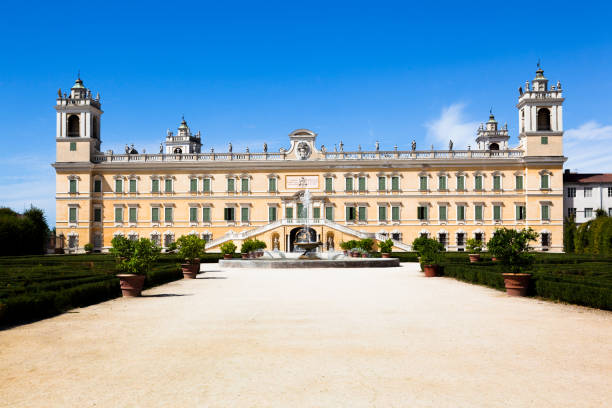 parma, colorno villa ducale - villa italian culture facade ornamental garden zdjęcia i obrazy z banku zdjęć