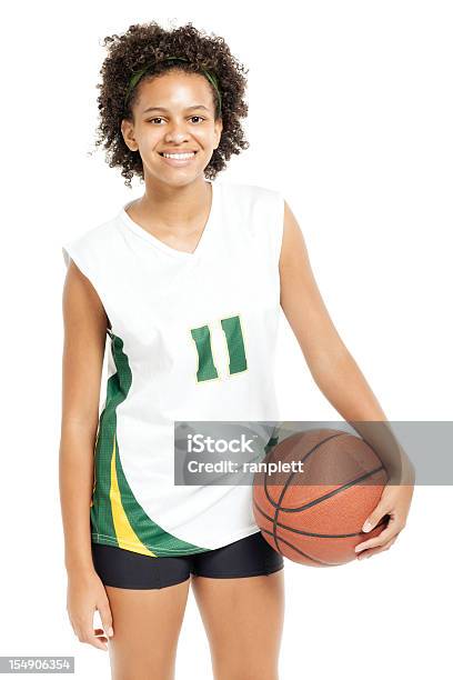 Adolescente Giocatore Di Basketisolato - Fotografie stock e altre immagini di Sfondo bianco - Sfondo bianco, Giocatore di basket, Ragazze adolescenti