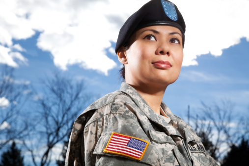 Retrato de una mujer military soldier photo