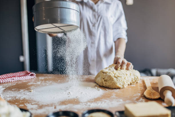 istock A woman prepares a pastry 1549129016