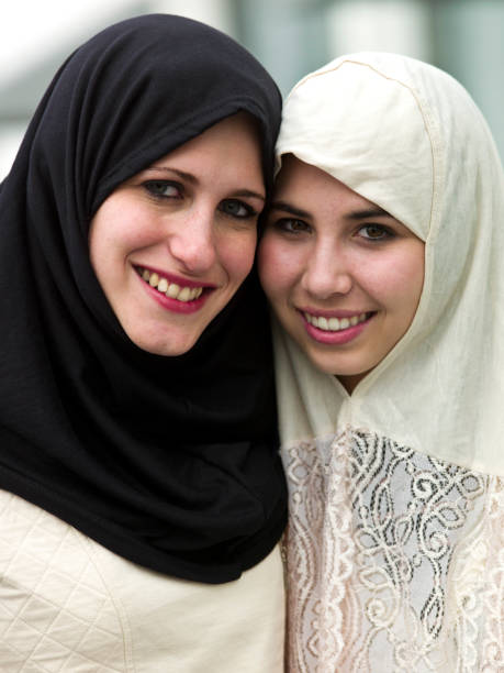 istock Muslim Young Women 154917814