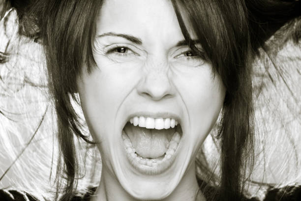 istock Screaming girl 154918689