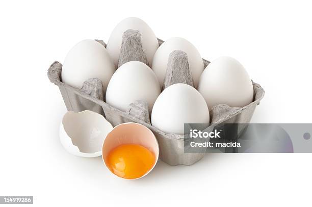 Uova In Cartone - Fotografie stock e altre immagini di Scatola da uova - Scatola da uova, Rotto, Scontornabile