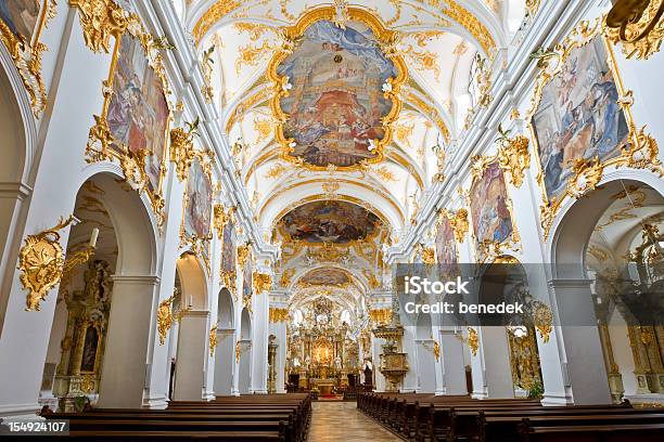 Foto de Regensburg Alemanha Antiga Capela Alte Kapelle Interior Em Estilo Rococó Da Bavária e mais fotos de stock de Barroco