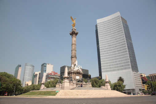 The Angel of Independence is one of the most representative symbols of Mexico City. All the sculptures were made by Italian artist Enrique Alciati.