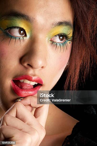 Foto de Andrógino Adolescente Com Maquiagem Glamour e mais fotos de stock de Asiático e indiano - Asiático e indiano, Maquiagem de Olho, Sombra - Maquiagem de Olho