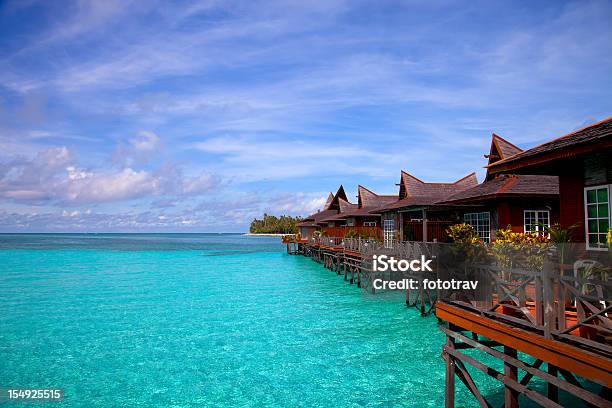 Aldeia De Água Da Ilha Mabul Malásia Bornéu De Sipadan - Fotografias de stock e mais imagens de Ilha de Sipadan