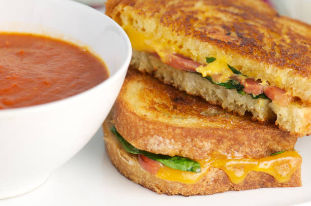 istock Grilled Cheese Sandwich with Tomato Soup 154926344