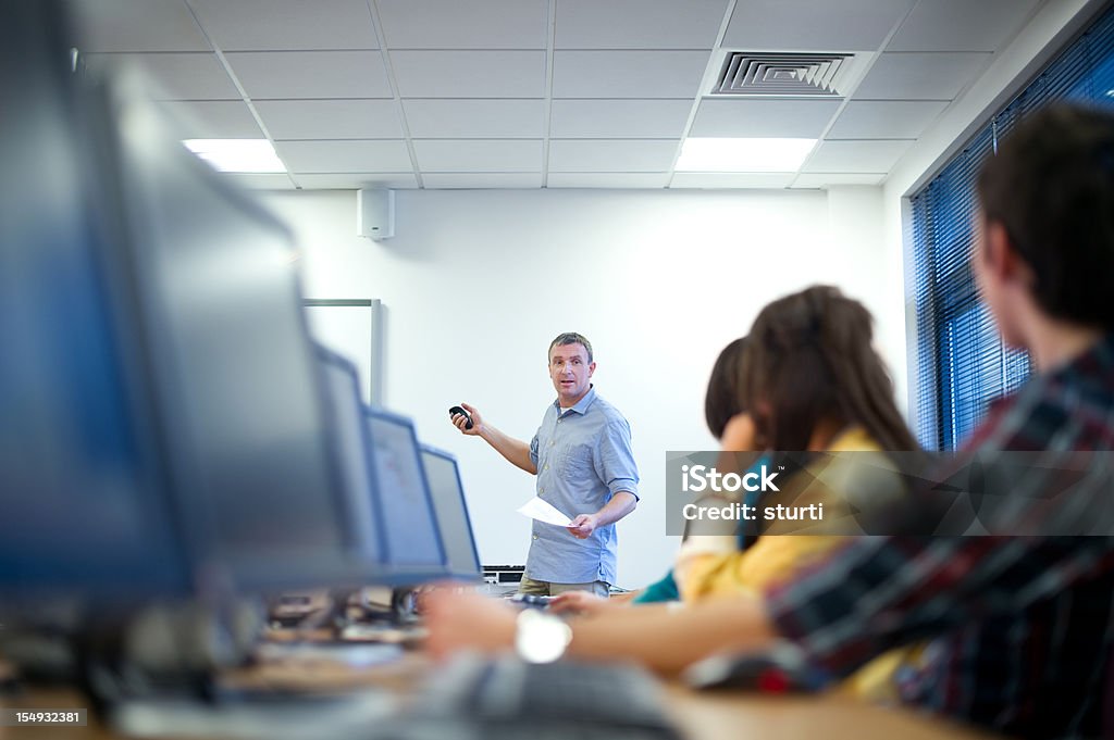 Clases de computación - Foto de stock de Clase de formación libre de derechos