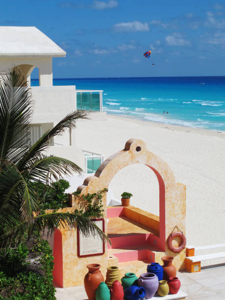 istock Beautiful beach at Cancun Mexico 154932986