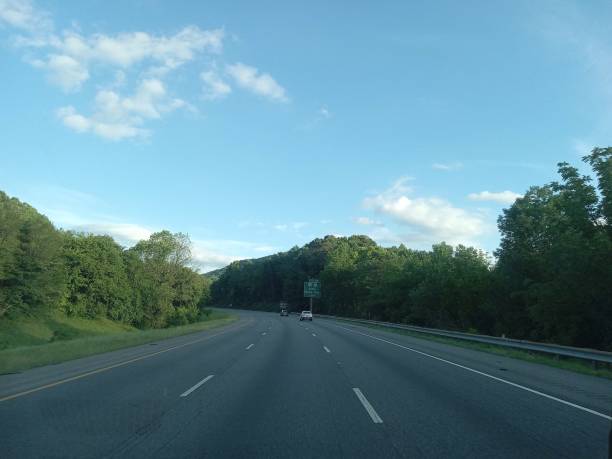 istock Road trip Tennessee 1549333191