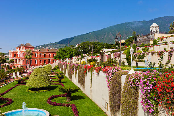 liceo de taoro, la orotava, tenerife - clear sky spain tenerife canary islands imagens e fotografias de stock