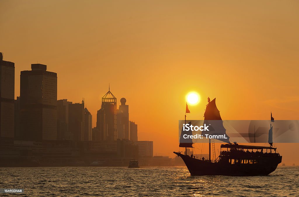 Hong Kong al tramonto - Foto stock royalty-free di Hong Kong