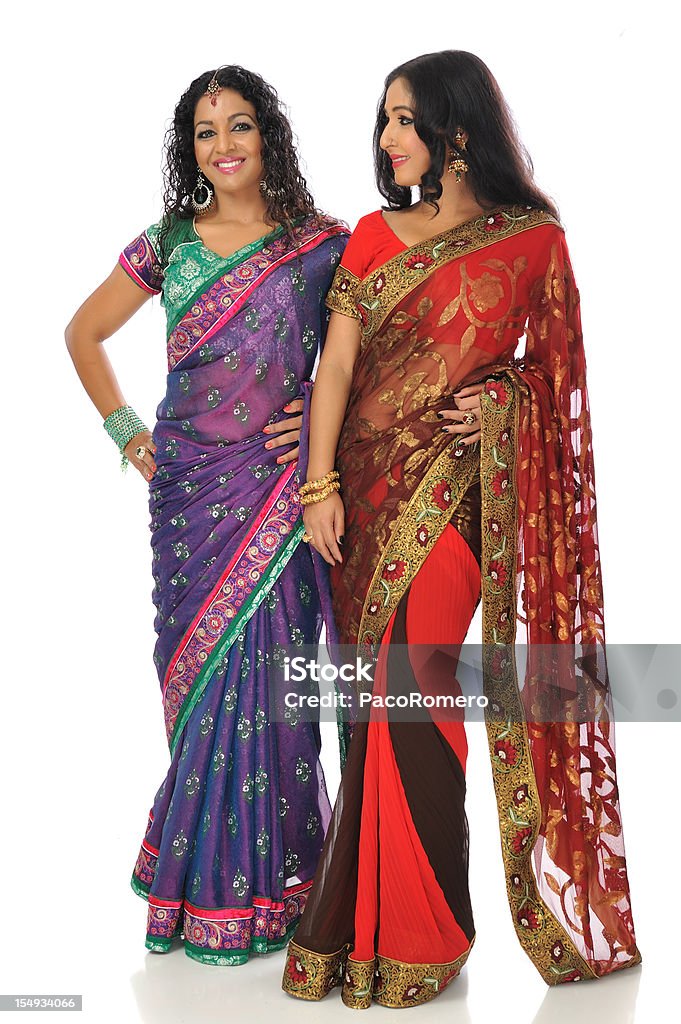Dwa indyjskie kobiety w sari - Zbiór zdjęć royalty-free (Sari)