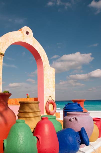 istock Colorful Mexican pottery and beach 154934463