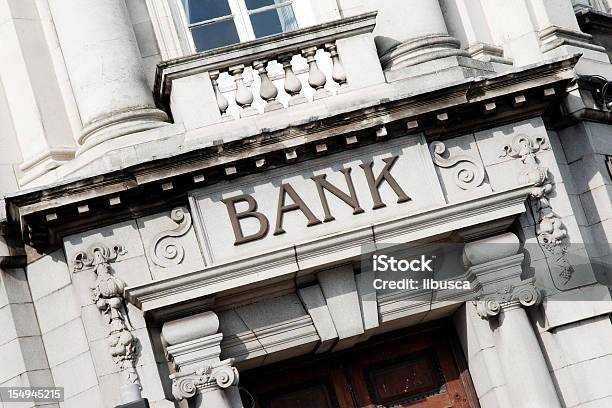 Banca Di Edificio Di - Fotografie stock e altre immagini di Attività bancaria - Attività bancaria, Affari, Architettura