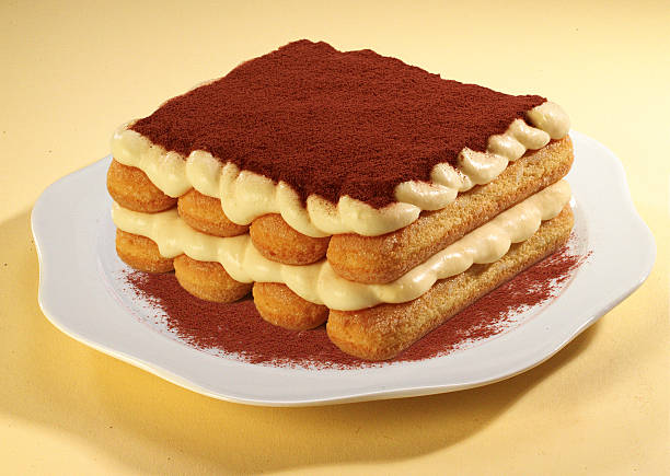 tiramisù on white dish