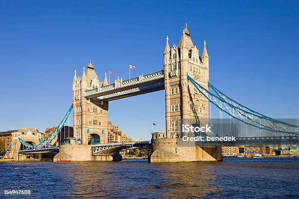 Foto de Londres Inglaterra Reino Unido e mais fotos de stock de Arquitetura - Arquitetura, Azul, Bandeira