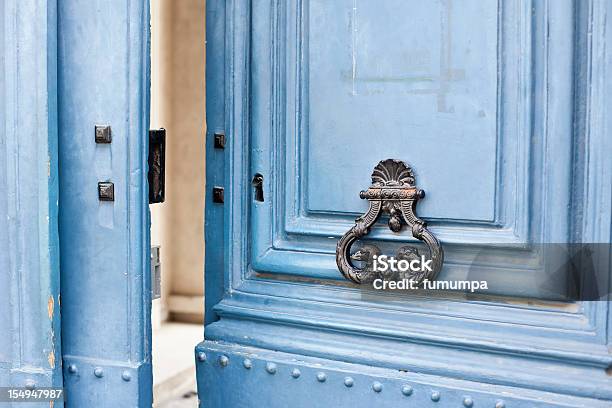 ドアを開ける - ドアのストックフォトや画像を多数ご用意 - ドア, 開いている, パリ
