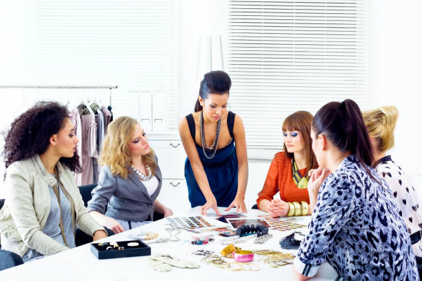 istock Fashion Magazine meeting 154948785