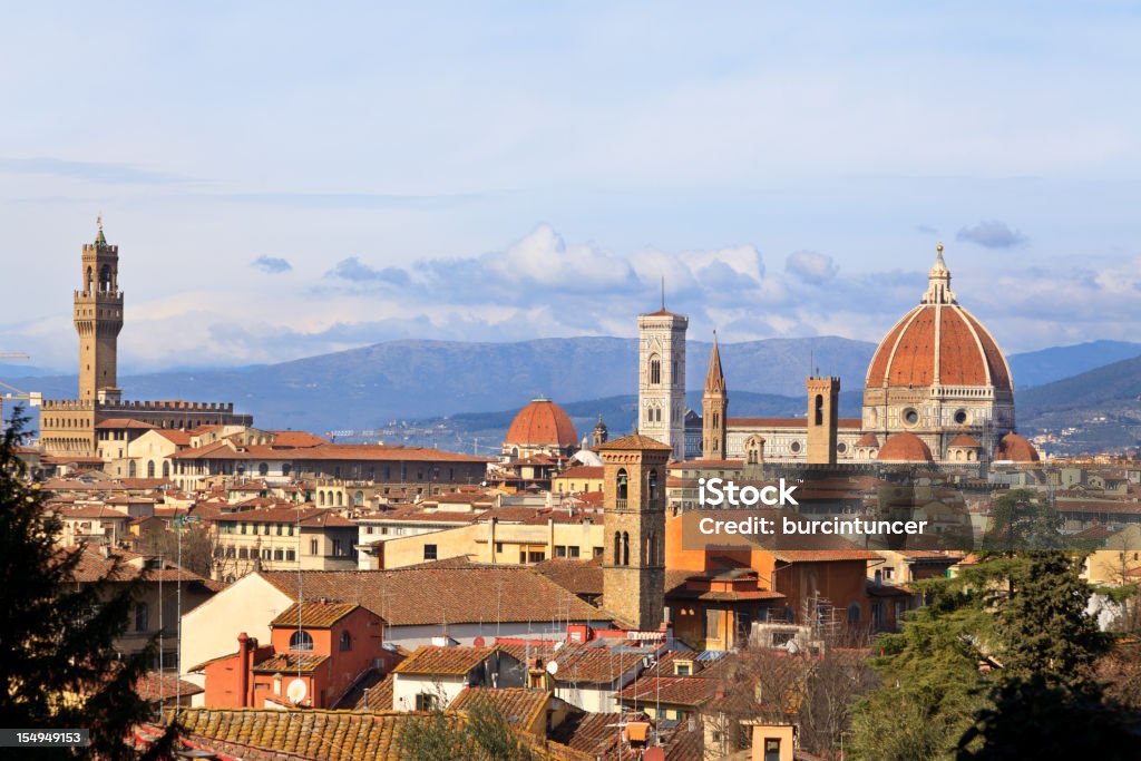 Ciudad Medieval de con Duomo de Florencia, Italia - Foto de stock de Aire libre libre de derechos