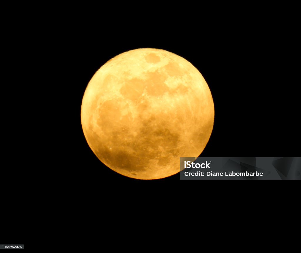 Dettagli immagine di luna gialla su sfondo nero - Foto stock royalty-free di Arancione