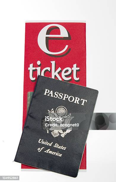 Documento De Viaje Foto de stock y más banco de imágenes de Sello de pasaporte - Sello de pasaporte, Autoridad, Billete de admisión