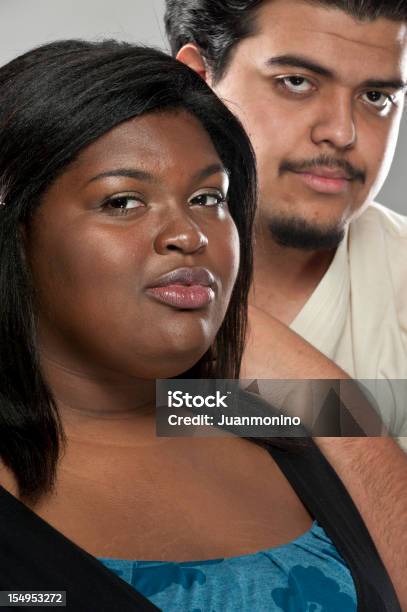 Casal De Raça Mista - Fotografias de stock e mais imagens de Gordo - Gordo, Homens, Origem Africana