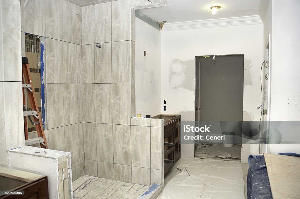 Baño principal de remodelación en curso - Foto de stock de Baño libre de derechos