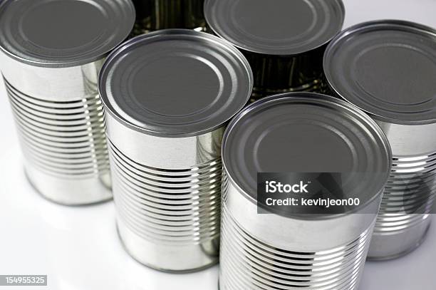 Pusty Puszek - zdjęcia stockowe i więcej obrazów Aluminium - Aluminium, Bez ludzi, Białe tło