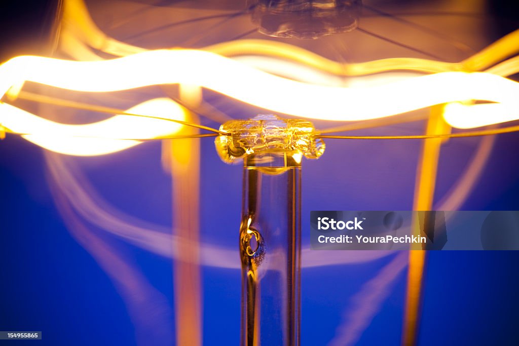 Lampada centrale - Foto stock royalty-free di Blu