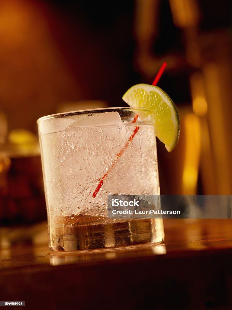 Gin Tonic on the Rocks - Photo de Gin Tonic libre de droits