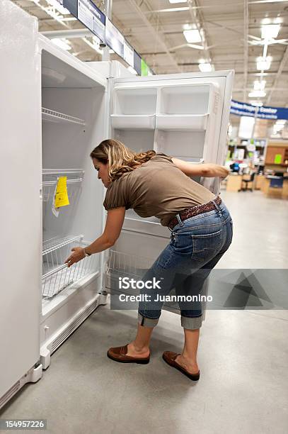 ショッピング冷蔵庫 - 家電製品のストックフォトや画像を多数ご用意 - 家電製品, 買い物, 小売り