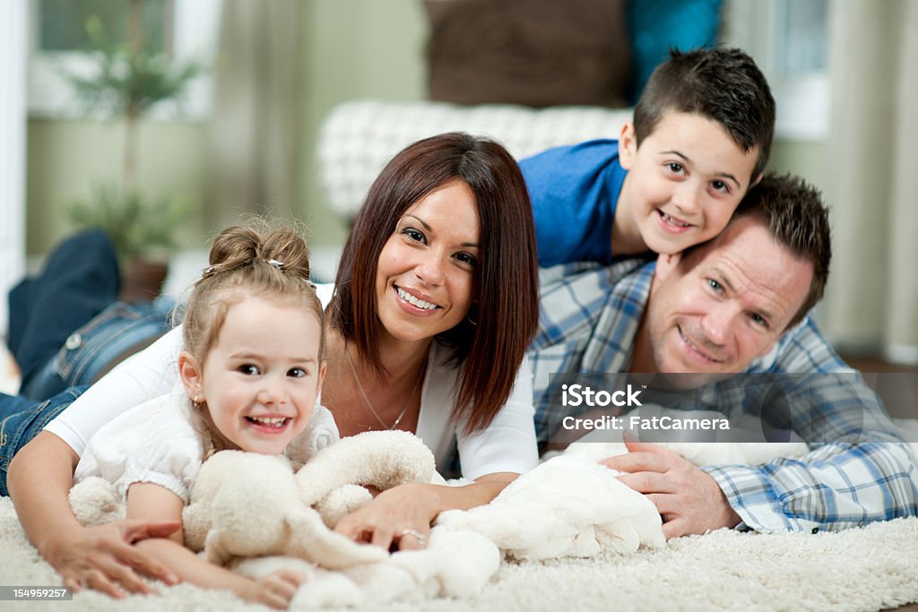 La famiglia - Foto stock royalty-free di 2-3 anni