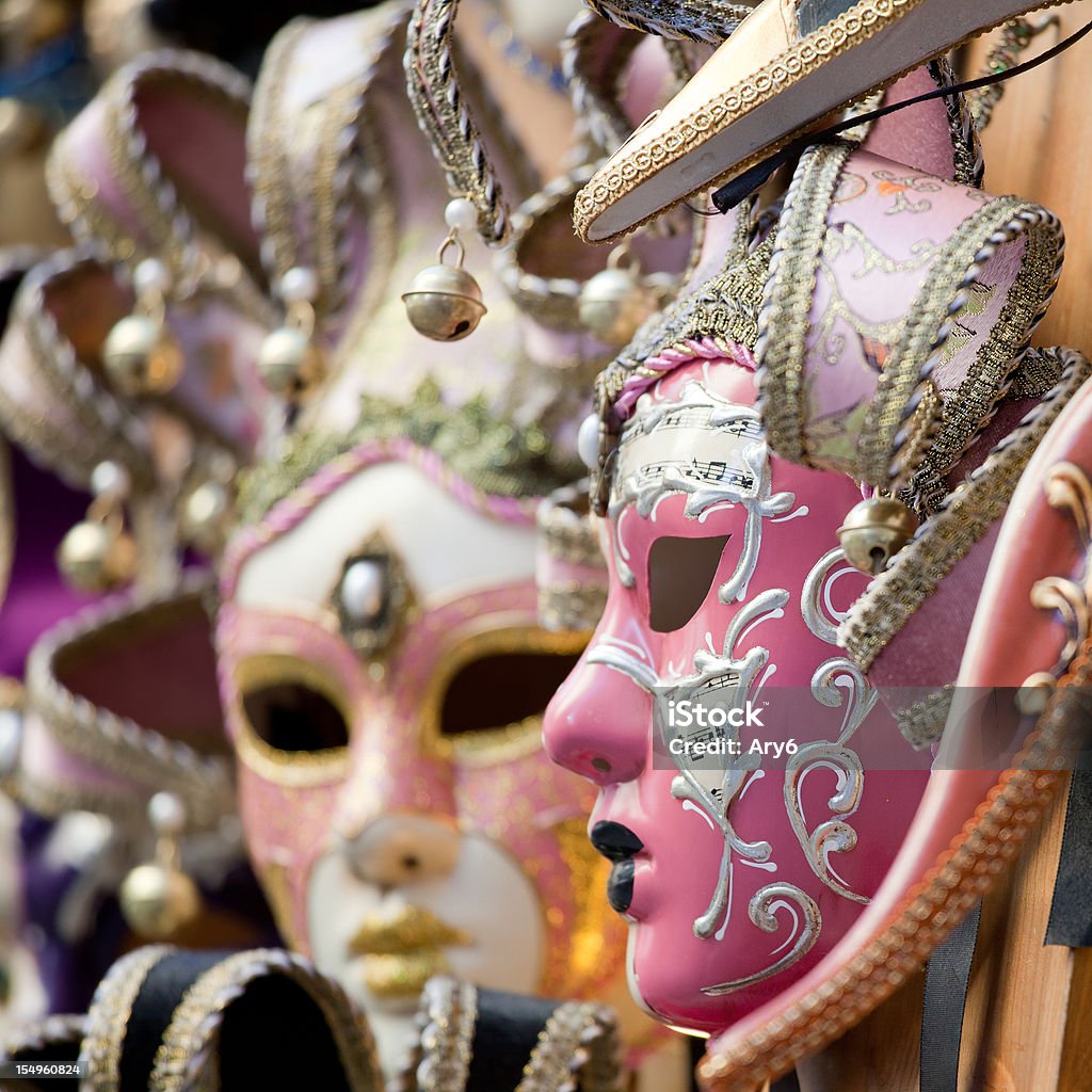 Maschera veneziana, messa a fuoco differenziale - Foto stock royalty-free di Bianco