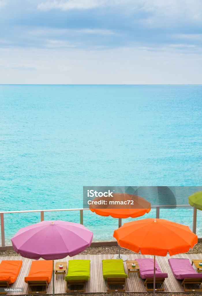 Plage avec Parasol au Cassis, France - Photo de Cannes libre de droits