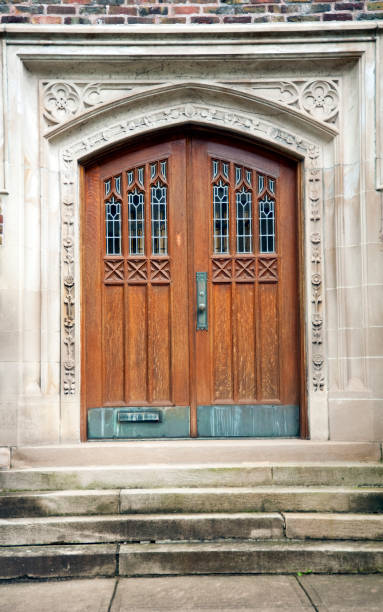 istock Door To The Past 154963488