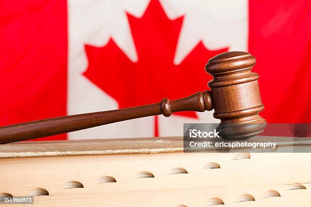 Lei Canadiana - Fotografias de stock e mais imagens de Canadá - Canadá, Lei, Bandeira do Canadá