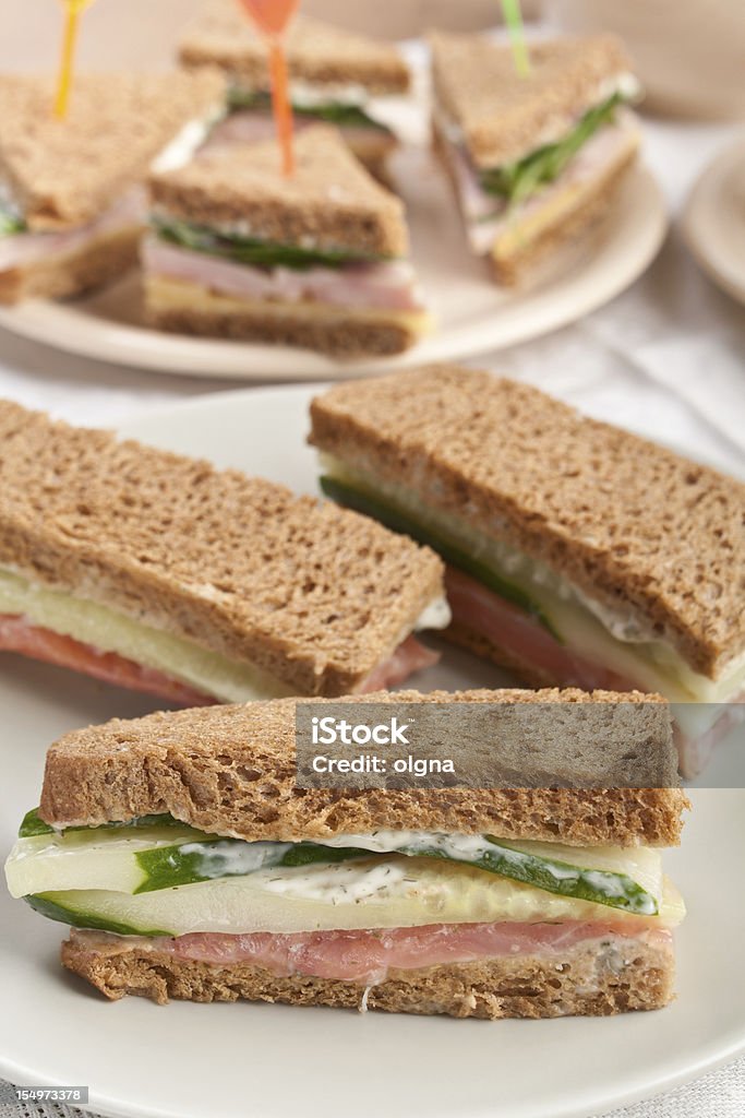 Gesunde Tee-sandwiches auf Vollkornbrot - Lizenzfrei Britische Kultur Stock-Foto