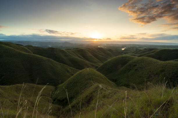 istock Sunset at Tanau Hill, East Sumba 1549938901